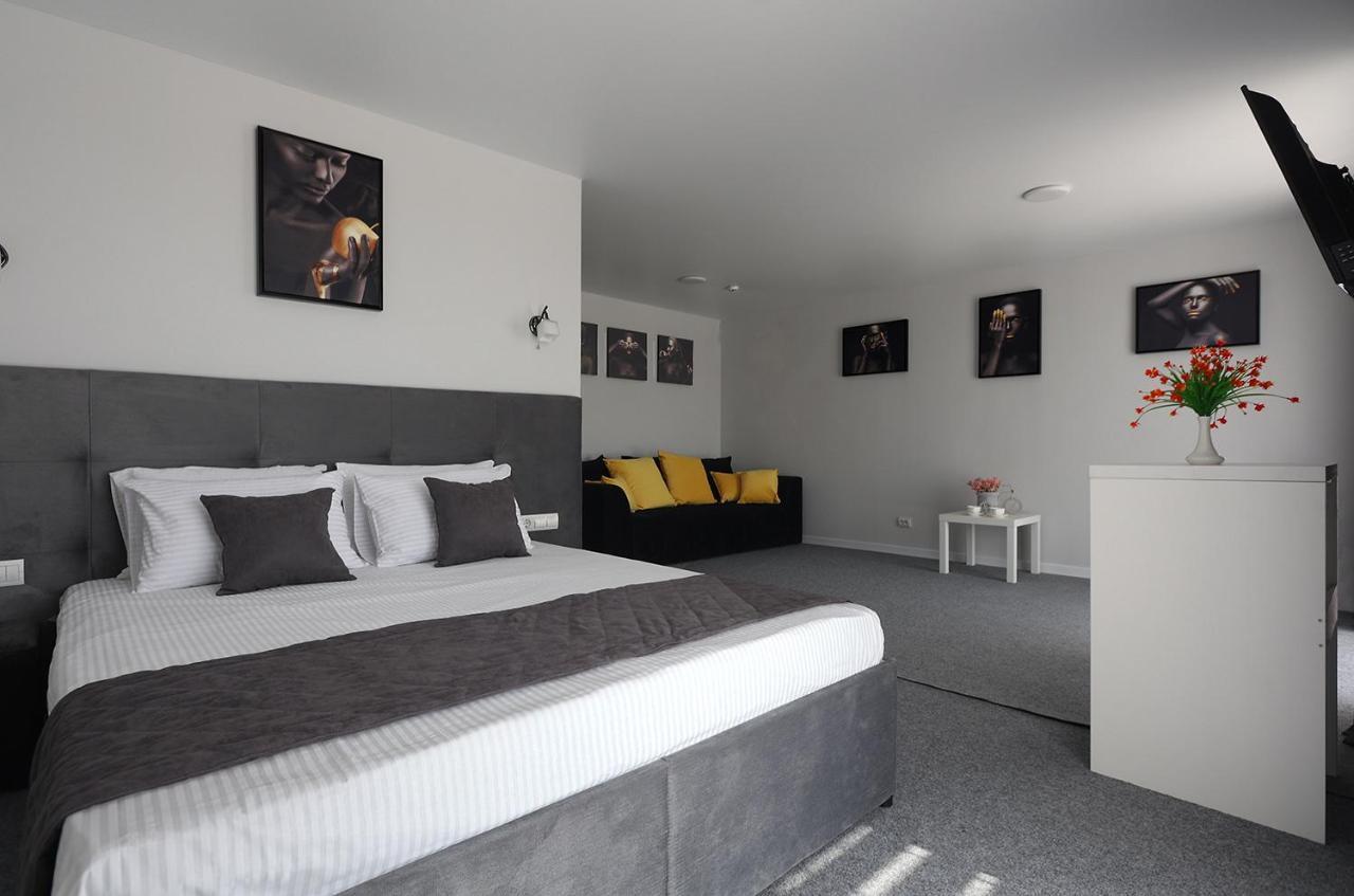 Hotel Panorama Briz à Karolino-Buhaz Extérieur photo