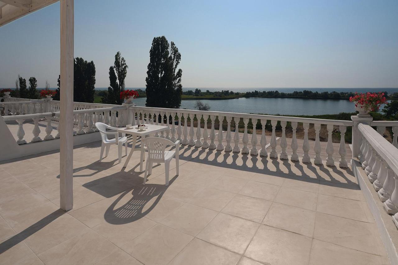 Hotel Panorama Briz à Karolino-Buhaz Extérieur photo